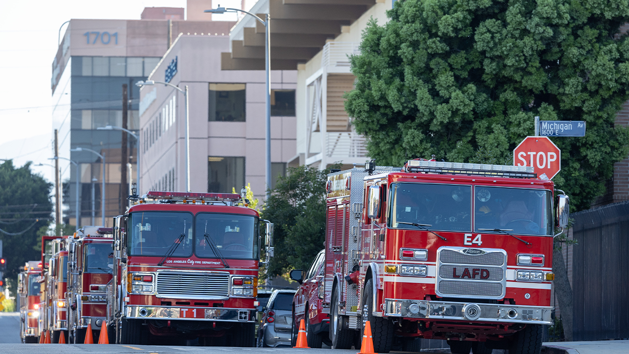 Los Angeles Fire Department discuss hospital power outage: